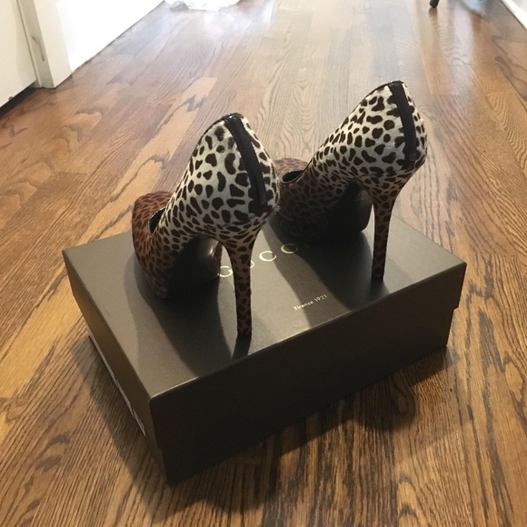 Gucci Multicolor Leopard Print Pumps - Picture 5 of 6